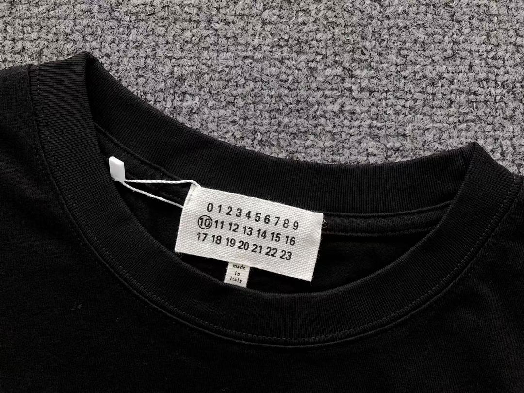 On Running 78 MAISON MARGIELA T-SHIRT 4107051986 (Im 170Cm 60Kg I Wear Size 46 In The Phot) - Image 20