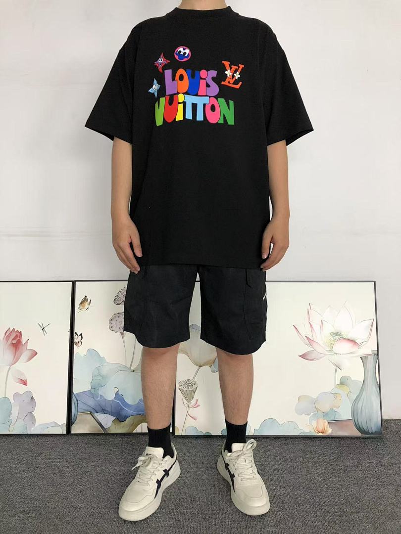 Louis Vuitton 108 L⭐T-SHIRT 41081915133 (Im 170Cm 60Kg I Wear Size XL In The Phot) - Image 3