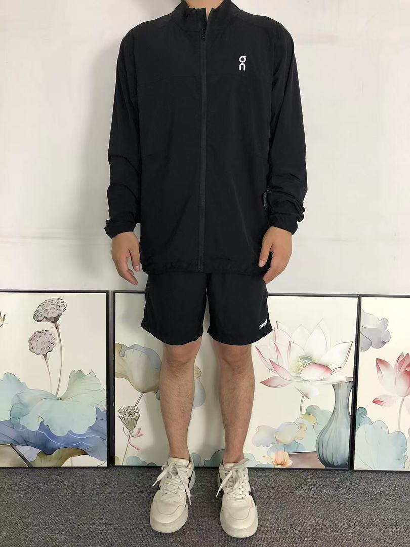 On Running 188 ON JACKET 2205271004 (Im 170Cm 60Kg I Wear Size L In The Phot) - Image 3