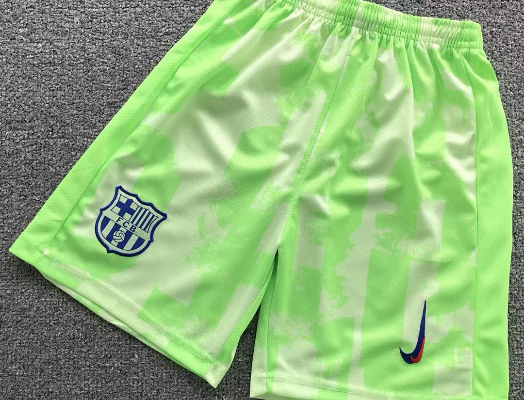 Chanel 75 FOOTBALL T-SHIRT SHORTS - Image 24
