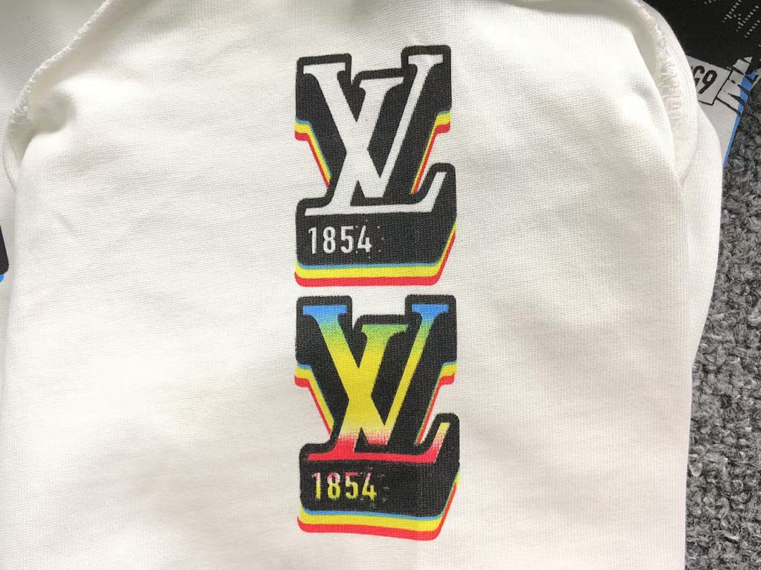 Louis Vuitton 108 L⭐ T-SHIRT 41062606126 (Im 170Cm 60Kg I Wear Size XS In The Phot) - Image 15