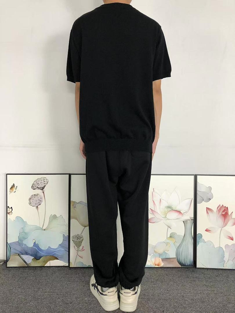 Prada 135 P⭐A⭐A T-SHIRT 42030222156 (Im 172Cm 55Kg I Wear Size S In The Phot) - Image 4
