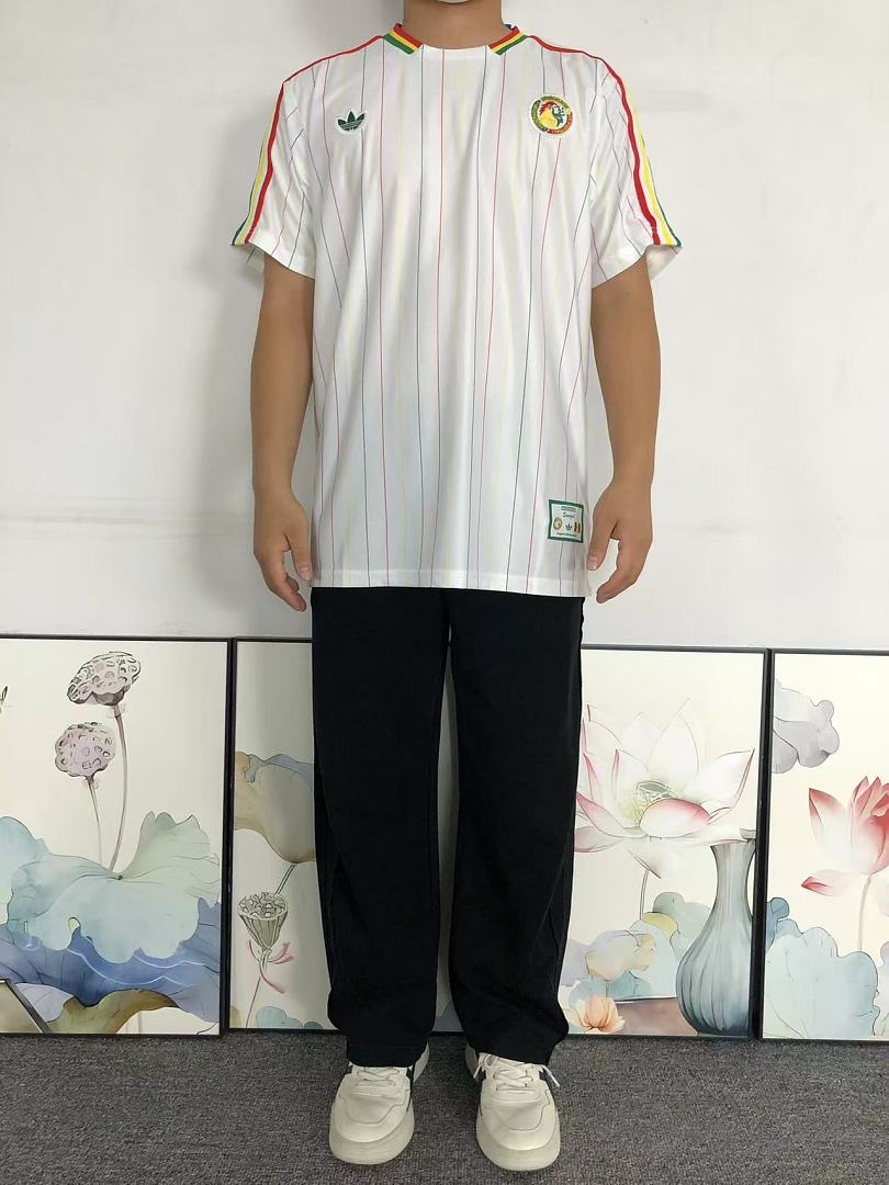Unbranded 82 FOOTBALL T-SHIRT 1272718002 (Im 170Cm 60Kg I Wear Size M In The Phot) - Image 3