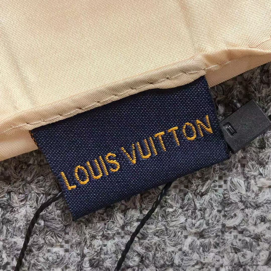 Louis Vuitton 68 L⭐ SCARF 2203171376 (Long 180CM* Wide 90CM*) - Image 9