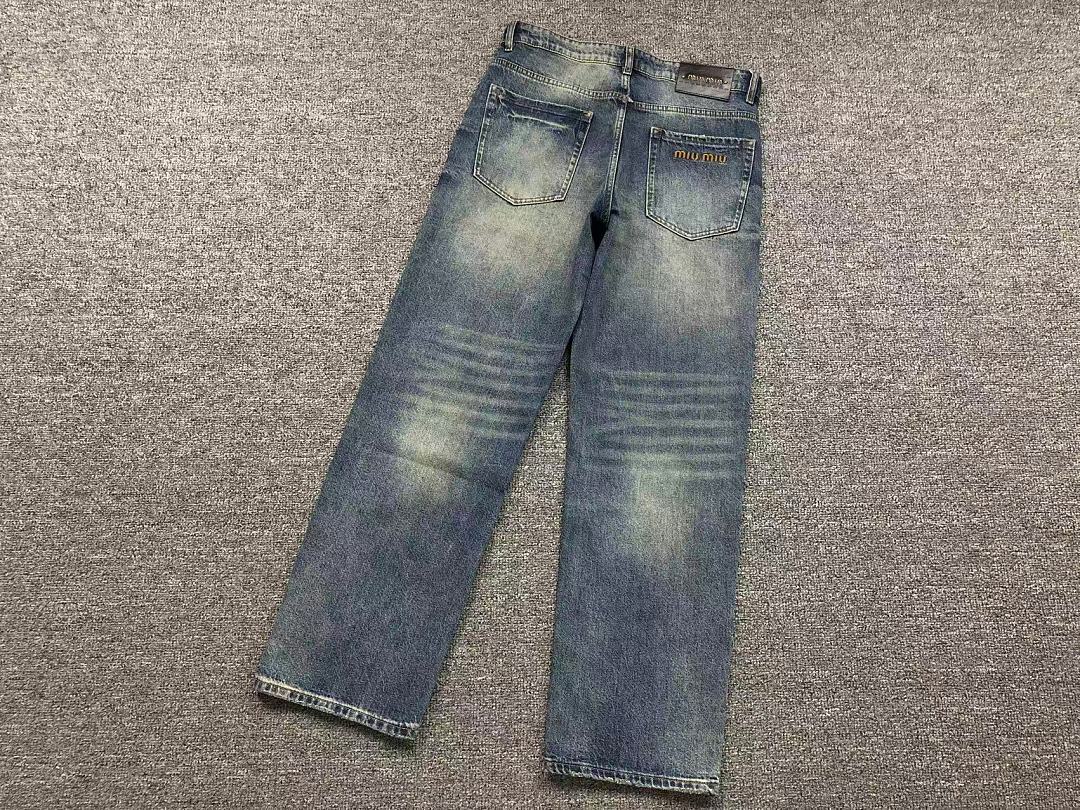 Miu Miu 225 M⭐U - Image 4