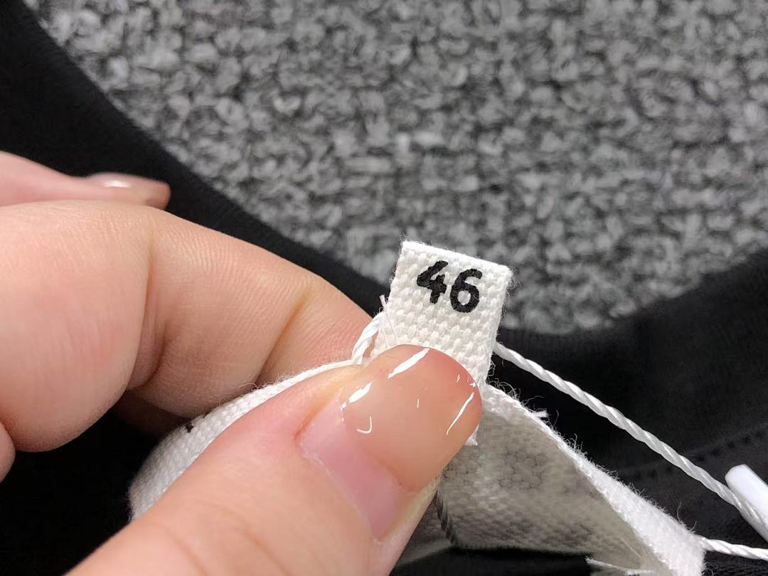 On Running 78 MAISON MARGIELA T-SHIRT 4107050986 (Im 170Cm 60Kg I Wear Size 46 In The Phot) - Image 25