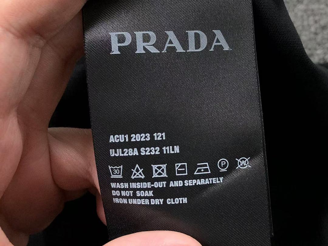 Prada 118 P⭐A⭐A T-SHIRT 11122008137 (Im 170Cm 55Kg I Wear Size M In The Phot) - Image 22