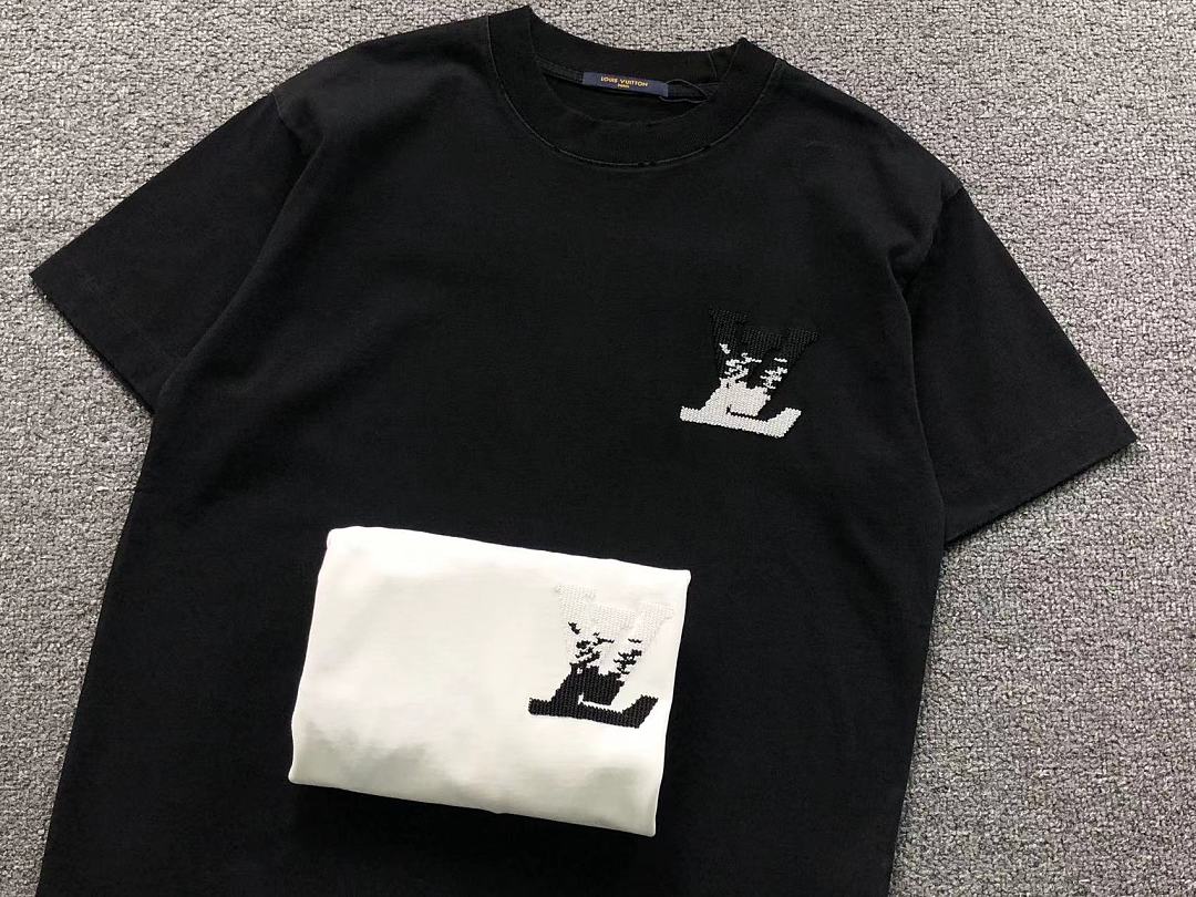 Louis Vuitton 158 L⭐ T-SHIRT 5252001147 (Im 170Cm 60Kg I Wear Size L In The Phot) - Image 16