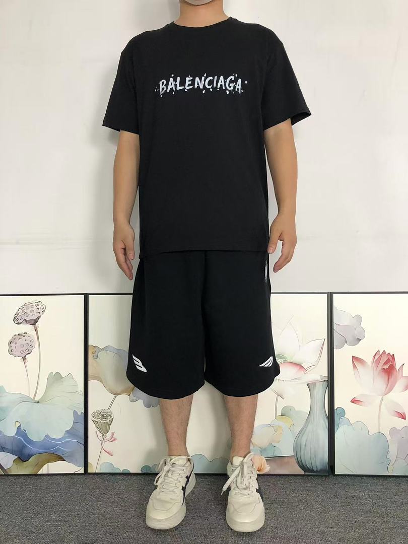 Balenciaga 115 B⭐L⭐⭐⭐IA⭐A T-SHIRT 22051316172 (Im 170Cm 60Kg I Wear Size M In The Phot) - Image 3
