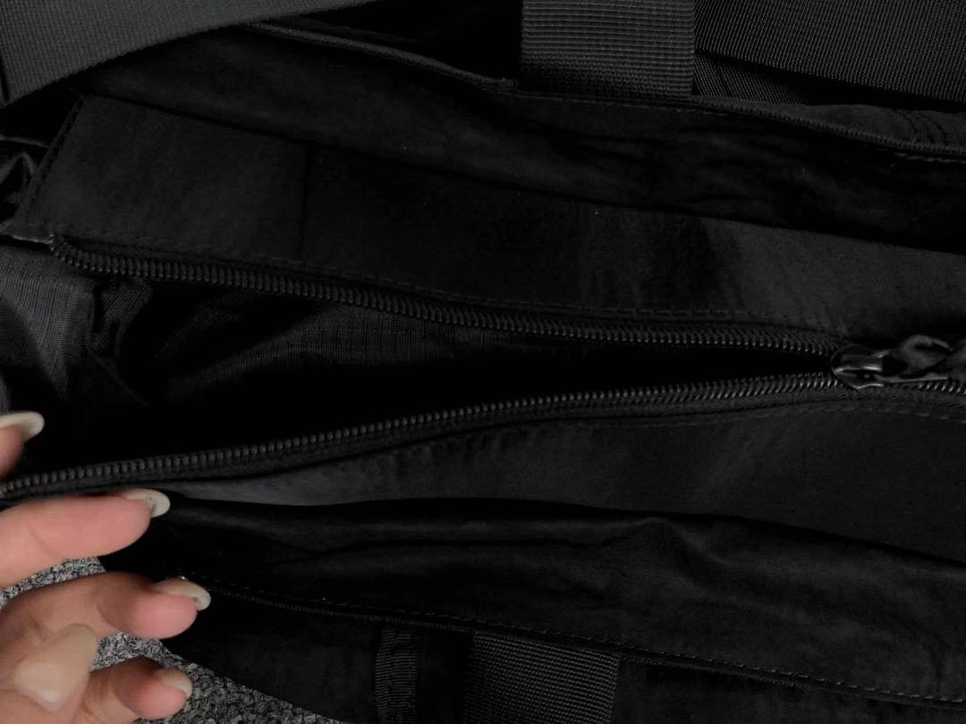 C.P. Company 128 CP BAG 1104280666 (Long 69CM* Wide 27CM*35CM) - Image 19