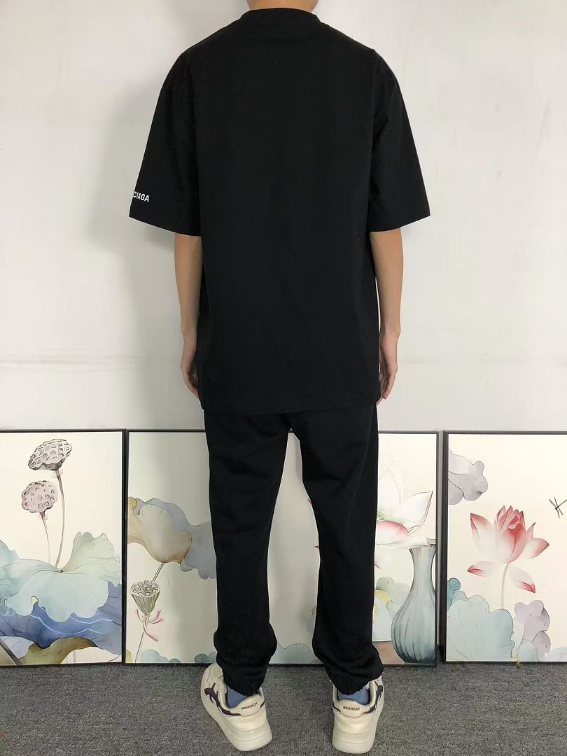 Balenciaga 129 B⭐L⭐⭐⭐IA⭐A T-SHIRT 3206173121 (Im 170Cm 60Kg I Wear Size S In The Phot) - Image 4