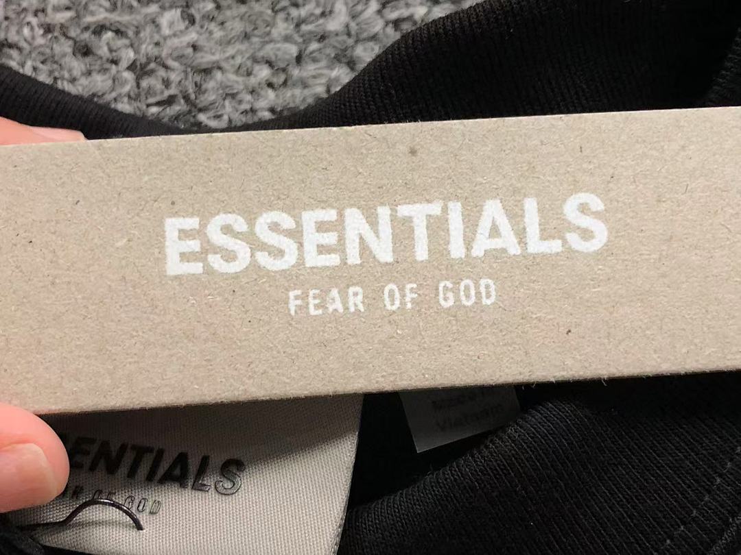Fear of God 85 FOG T-SHIRT 3203281621 (Im 170Cm 60Kg I Wear Size S In The Phot) - Image 32