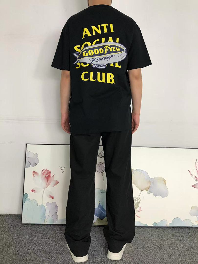 Christian Louboutin 85 ANTI SOCIAL CLUB T-SHIRT 3109021002 (Im 170Cm 60Kg I Wear Size L In The Phot) - Image 4