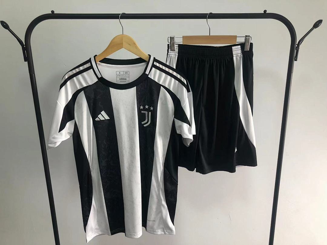 Unbranded 65 FOOTBALL T-SHIRT - Image 32