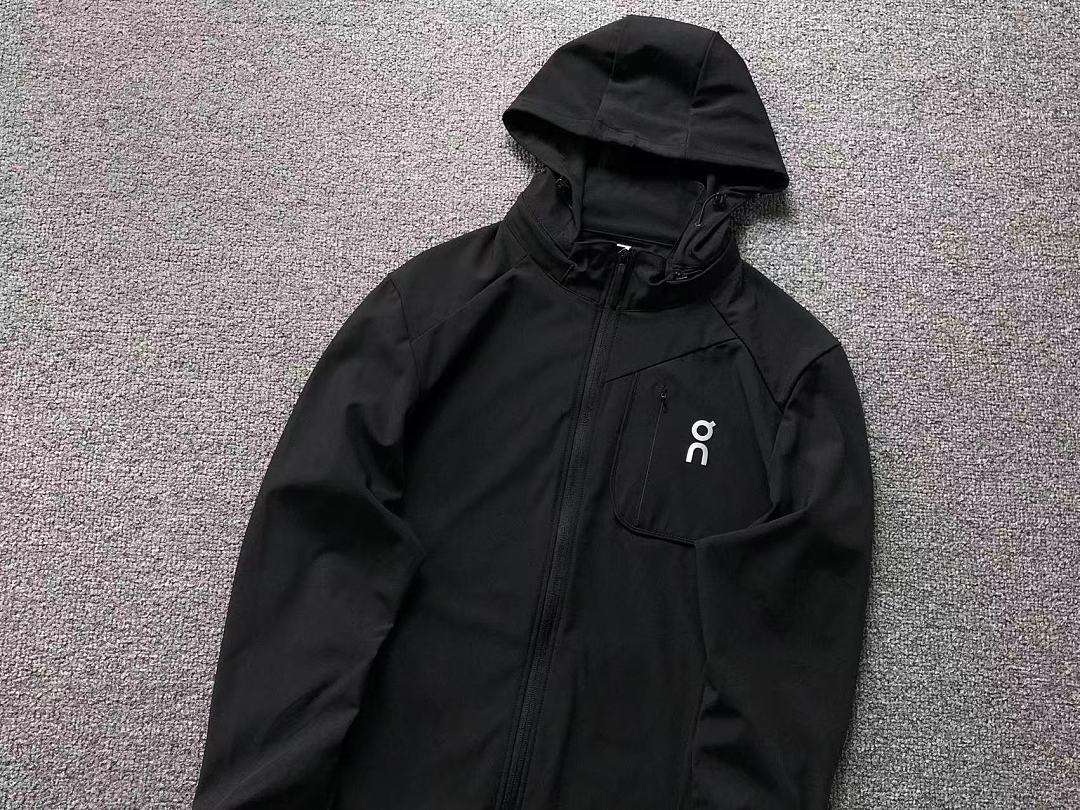 On Running 208 ON JACKET 2207110704 (Im 170Cm 60Kg I Wear Size XL In The Phot) - Image 15