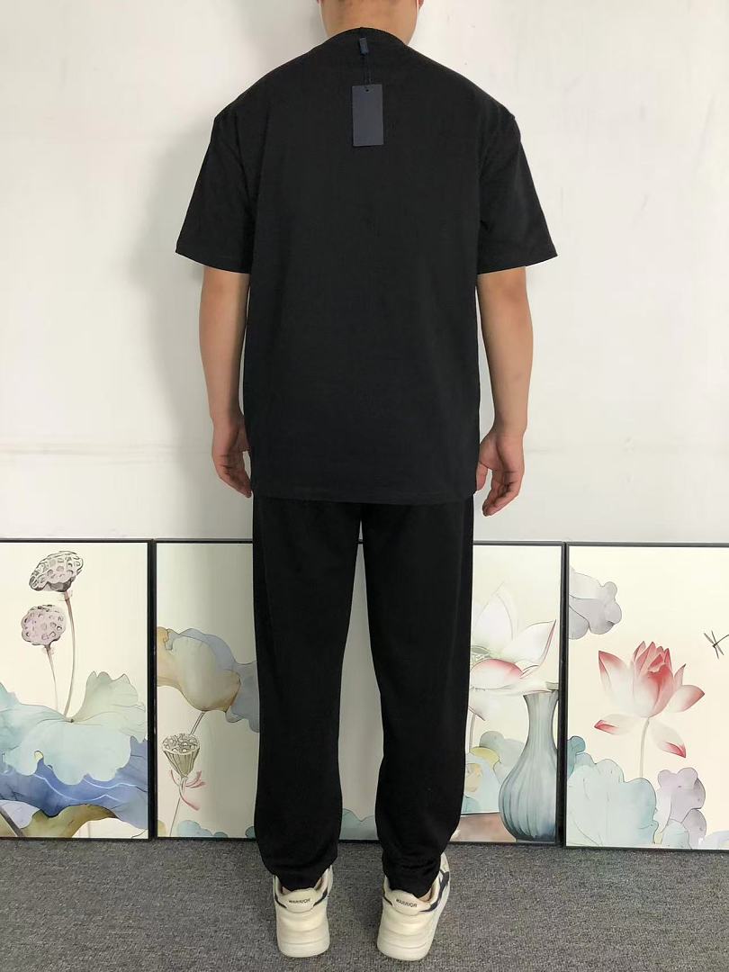 Prada 85 P⭐A⭐A T-SHIRT 125210432 (Im 170Cm 60Kg I Wear Size M In The Phot) - Image 4