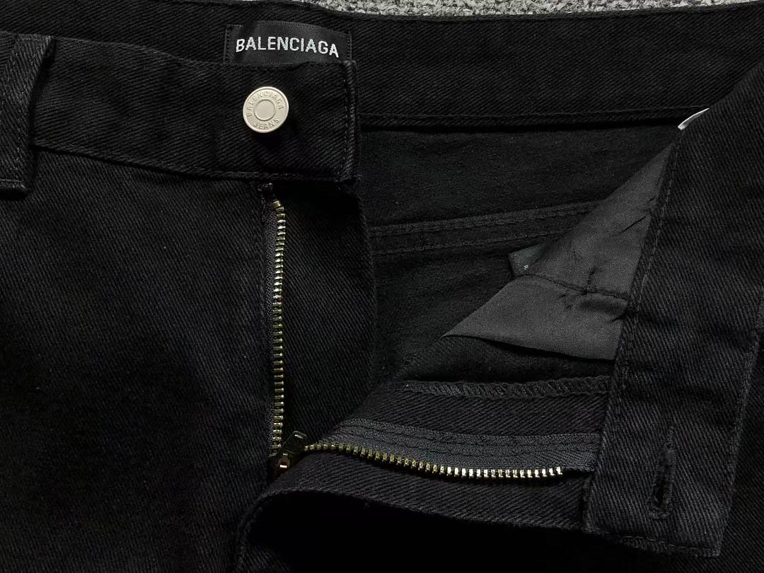 Balenciaga 185 B⭐L⭐⭐⭐IA⭐A SHORTS 3207110317 (Im 170Cm 60Kg I Wear Size L In The Phot) - Image 20