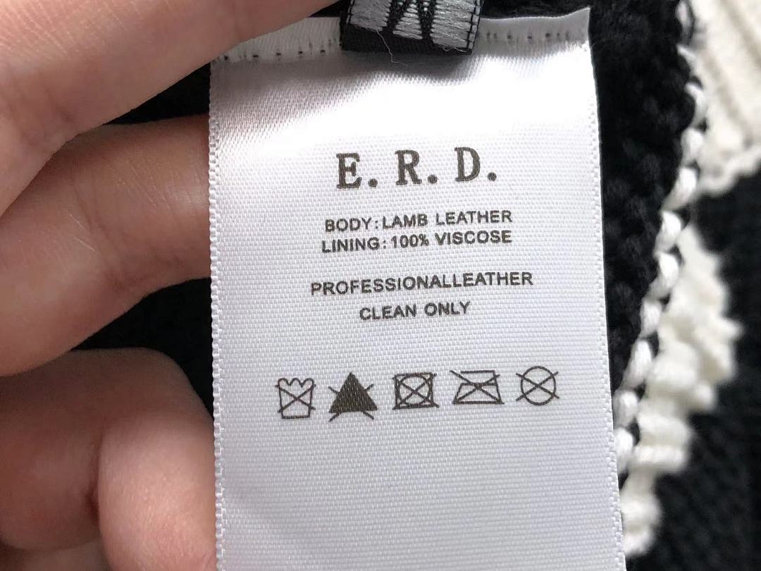 Chanel 208 ENFANTS RICHES DEPRIMES SWEATER 412111677 (Im 170Cm 60Kg I Wear Size M In The Phot) - Image 22