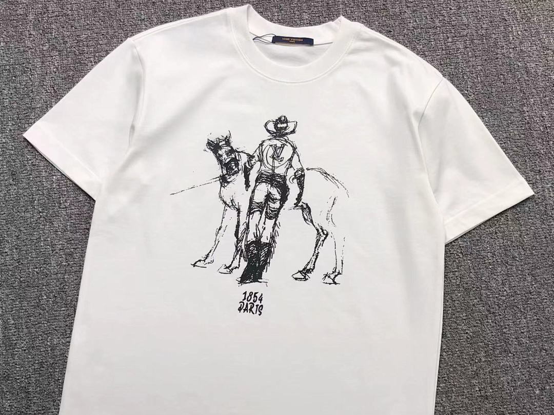 Louis Vuitton 108 L⭐ T-SHIRT 411132121 (Im 170Cm 57Kg I Wear Size M In The Phot) - Image 15