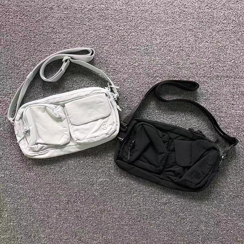 On Running 113 LULULEMON BAG 2207172276 (Long 25CM* Wide 4CM* High 15CM)