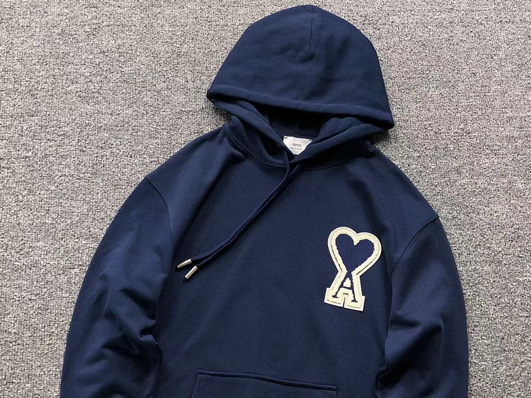 AMI 168 AMI HOODIE 3110170521 (Im 170Cm 60Kg I Wear Size M In The Phot) - Image 33