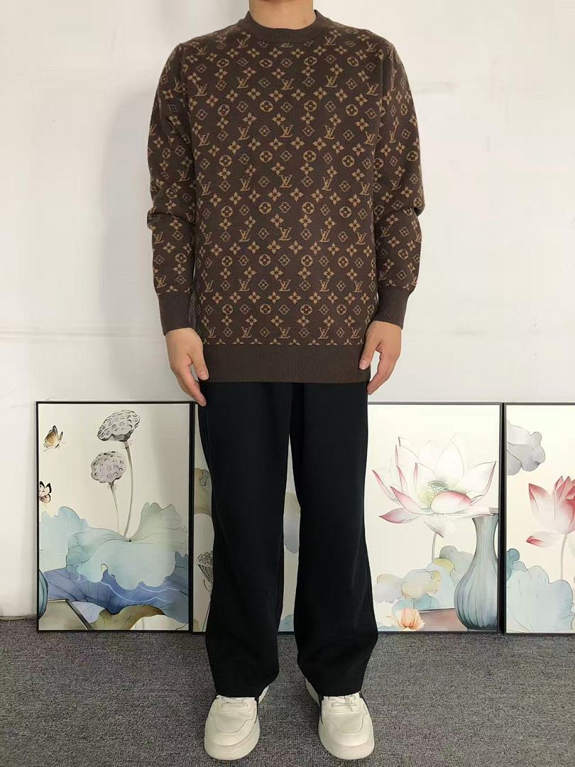 Louis Vuitton 228 L⭐ SWEATER 31010042721 (Im 170Cm 60Kg I Wear Size L In The Phot) - Image 3