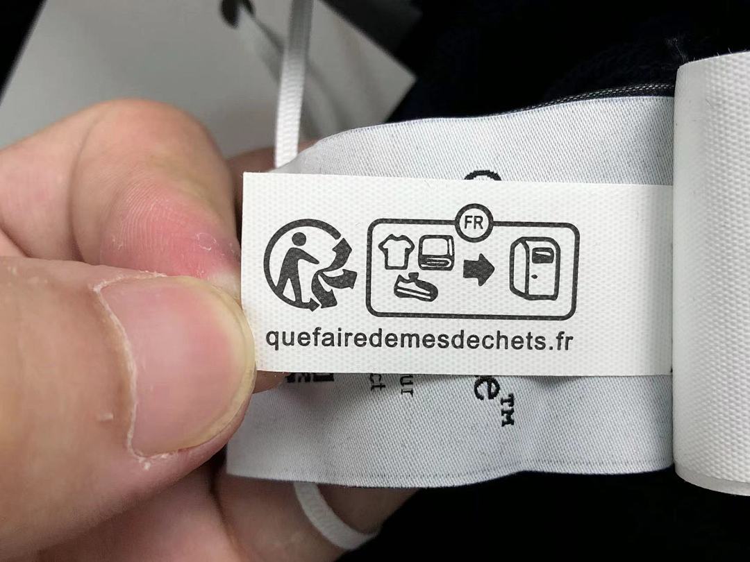 Off-White 136 OFF-WHITE (WHITE HOODIE) - Image 28