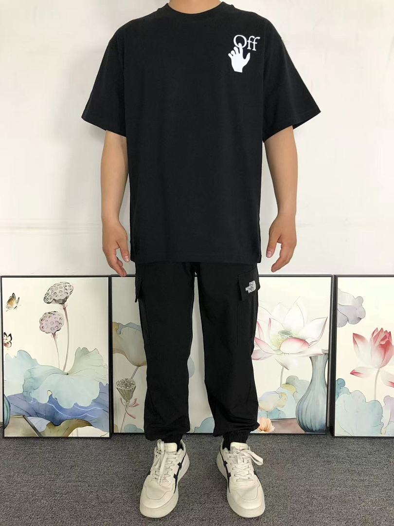 Off-White 108 OFF-WHITE T-SHIRT 523170170 (Im 170Cm 60Kg I Wear Size XS In The Phot) - Image 3
