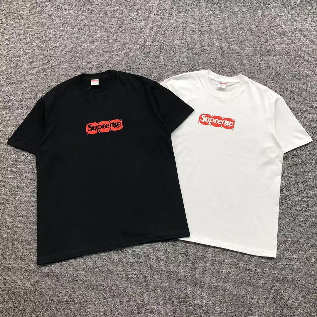 Supreme 78 S⭐⭐R⭐⭐E T-SHIRT 41061010123 (Im 170Cm 60Kg I Wear Size M In The Phot)