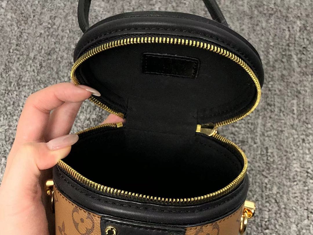 Louis Vuitton 438 L⭐ BAG 412166124 (Long 13CM* Wide High 14CM) - Image 8