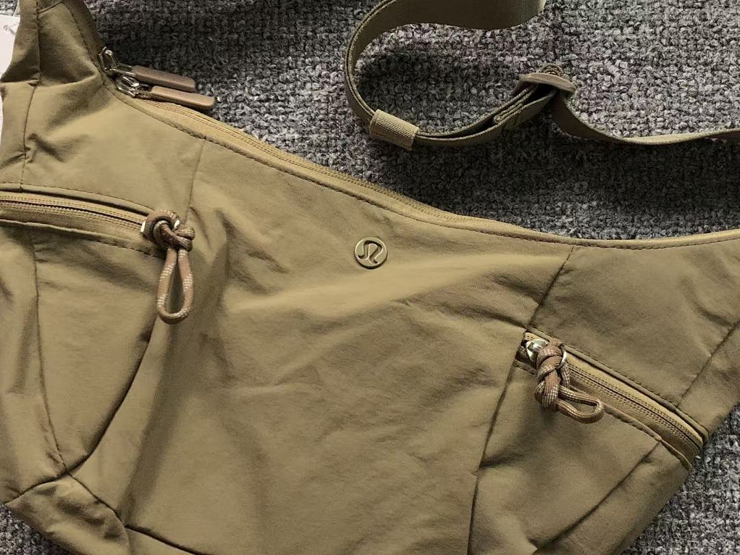 On Running 98 LULULEMON BAG 412170213 (Long 34CM* Wide 5CM* High 20CM) - Image 11