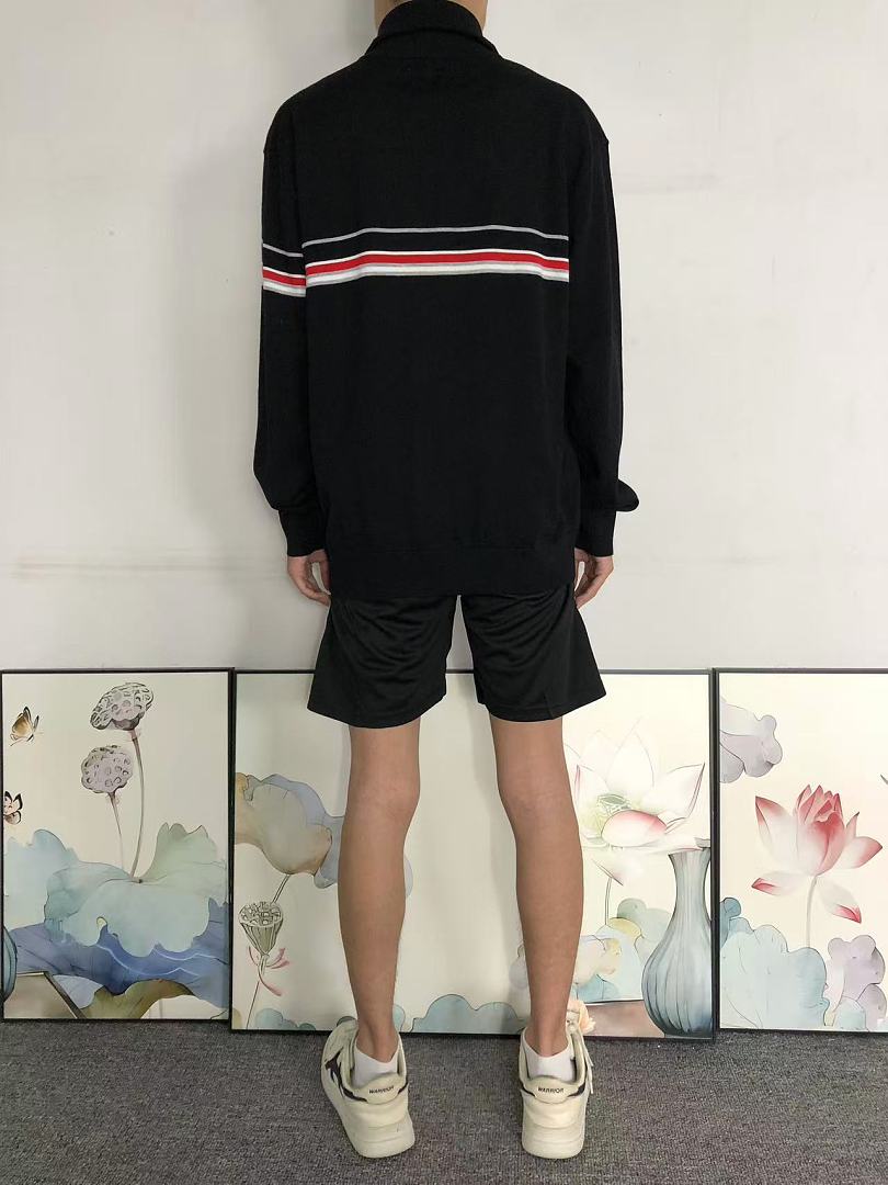 Versace 258 V⭐⭐SA⭐E SWEATER 3209041021 (Im 170Cm 60Kg I Wear Size M In The Phot) - Image 4