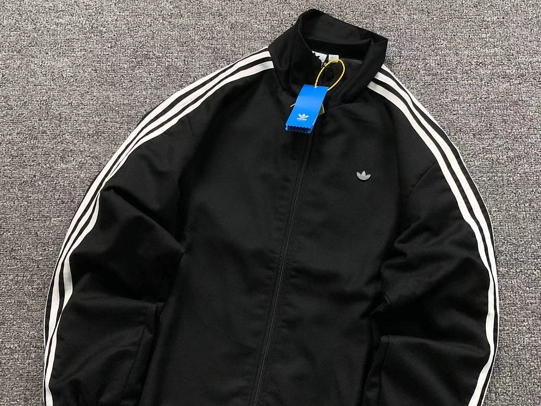 Adidas 228 A⭐I⭐AS JACKET - Image 12