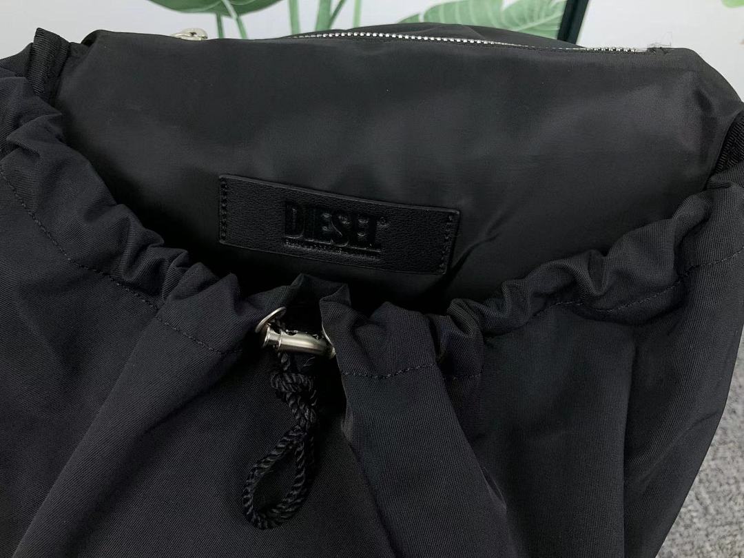 Diesel 228 DIESEL BAG 111261575 (Long 24CM* Wide 14CM* High 35CM) - Image 13