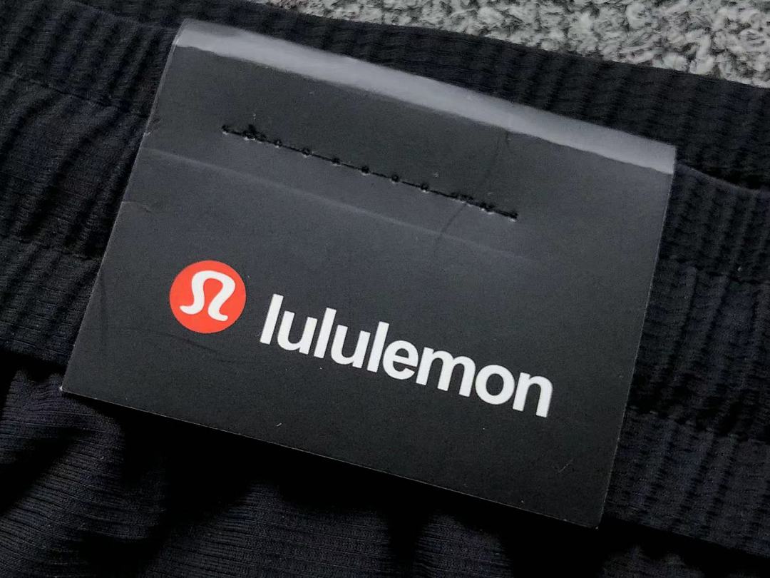 On Running 128 LULULEMON - Image 22