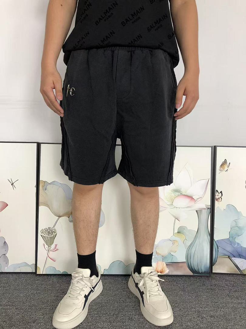 Christian Louboutin 115 THUG CLUB SHORTS 1107220662 (Im 170Cm 60Kg I Wear Size 1 In The Phot) - Image 3