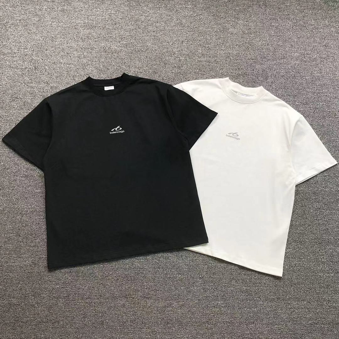 Balenciaga 105 B⭐L⭐⭐⭐IA⭐A T-SHIRT 42061324156 (Im 170Cm 60Kg I Wear Size 2 In The Phot)
