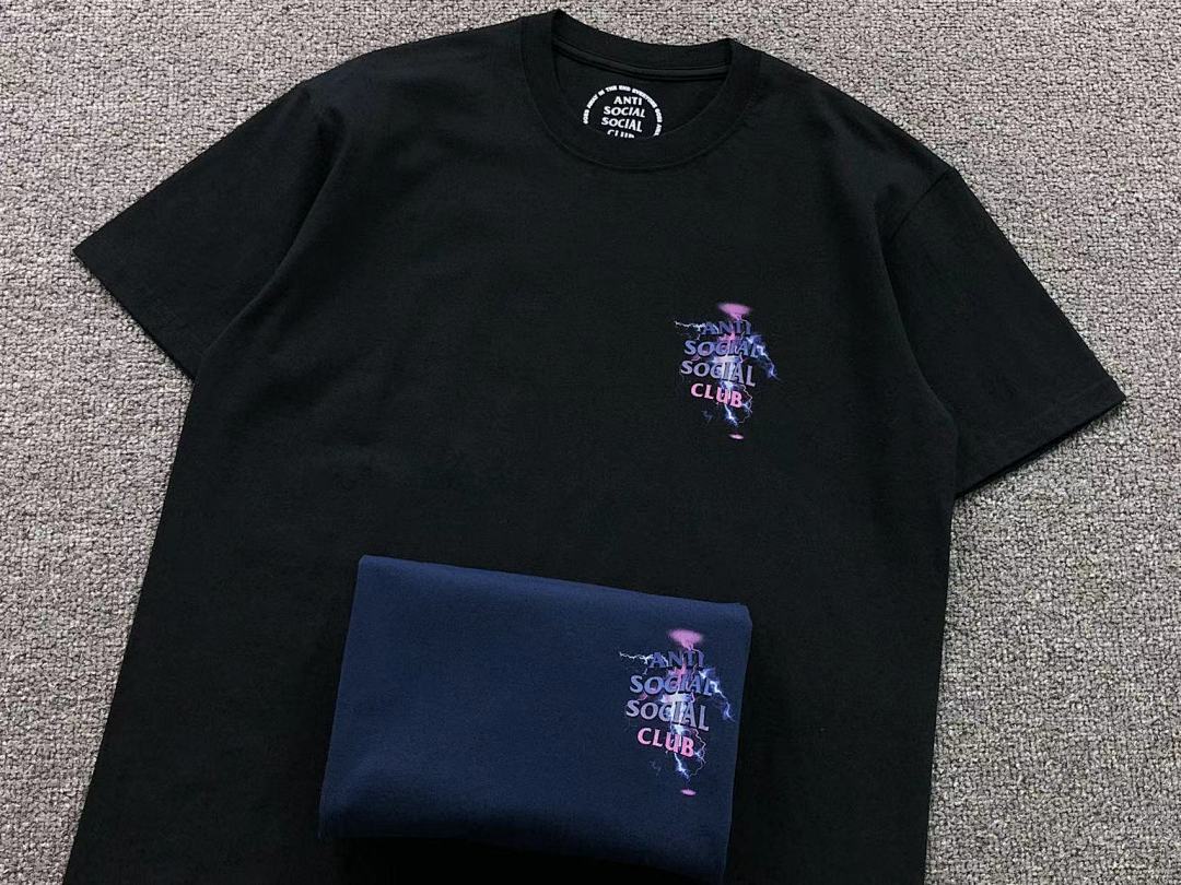 Christian Louboutin 85 ANTI SOCIAL CLUB T-SHIRT 1109161102 (Im 170Cm 60Kg I Wear Size L In The Phot) - Image 17