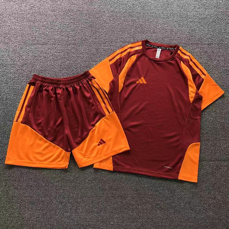 88 FOOTBALL T-SHIRT SHORTS 1272703002 (Im 170Cm 60Kg I Wear Size M In The Phot), photo 1