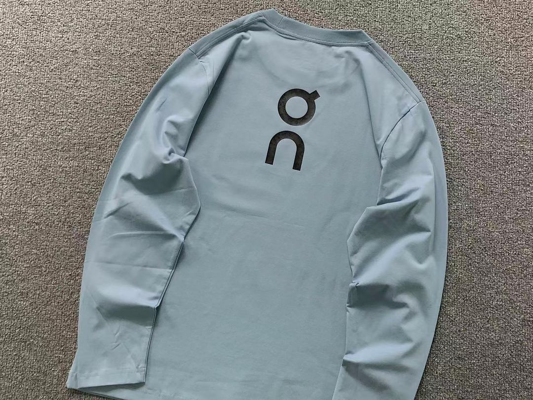 On Running 135 ON LONG SLEEVED 2208081004 (Im 170Cm 60Kg I Wear Size XL In The Phot) - Image 15