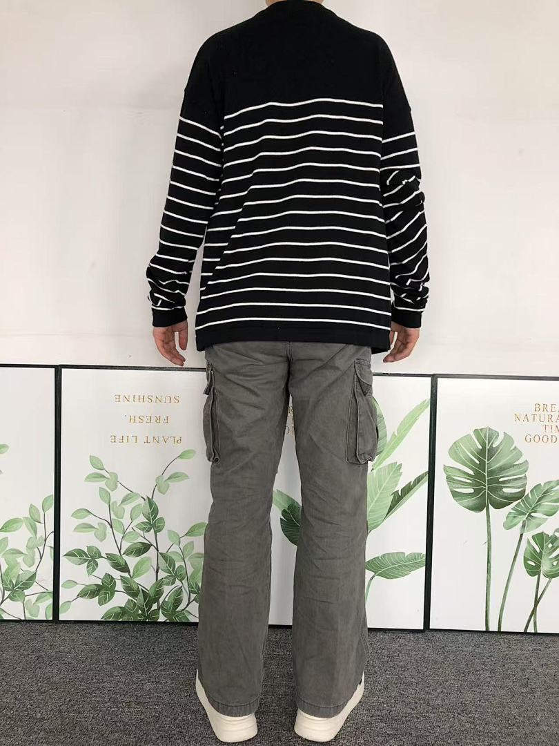 AMI 108 AMI SWEATER 413121479 (Im 170Cm 60Kg I Wear Size S In The Phot) - Image 4
