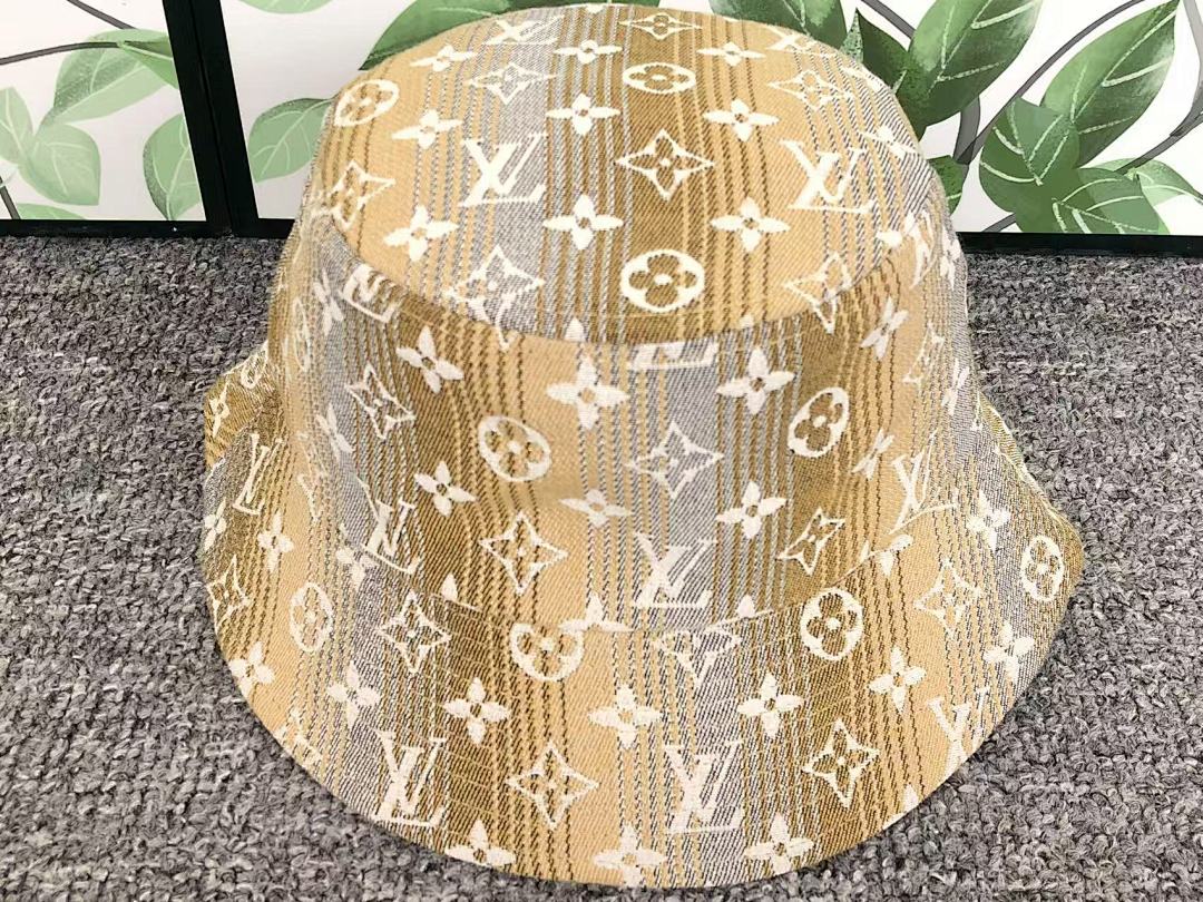 Louis Vuitton 68 L⭐ - Image 8