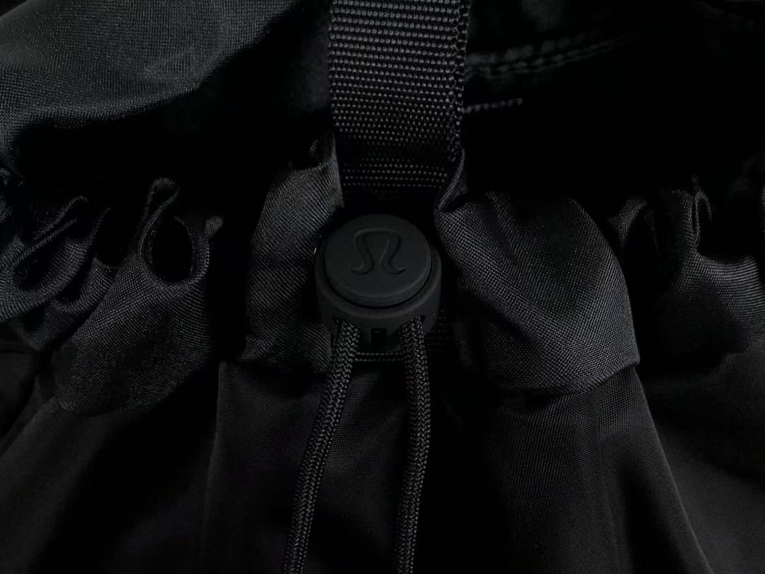 On Running 228 LULULEMON BAG 4105291277 (Long 26CM* Wide 12CM* High 38CM) - Image 43