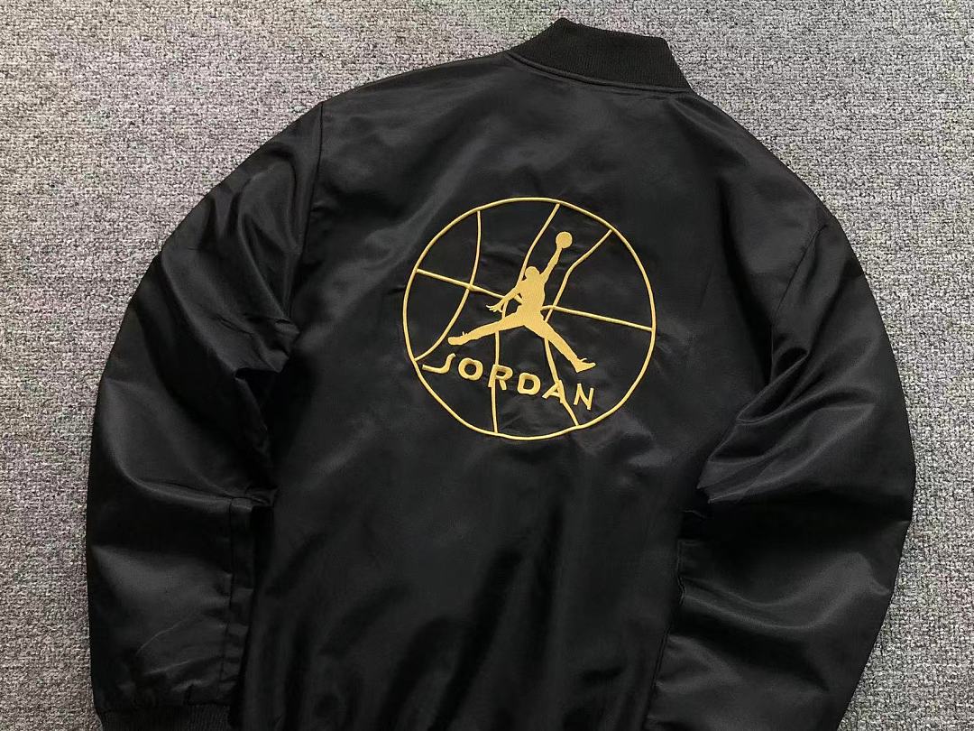 Air Jordan 195 A⭐R J⭐R⭐AN JACKET 22041426001 (Im 170Cm 60Kg I Wear Size M In The Phot) - Image 12