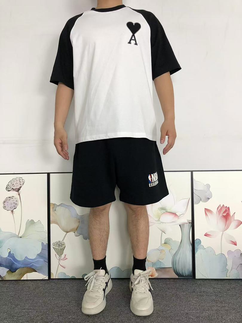 AMI 138 AMI T-SHIRT 22042339001 (Im 170Cm 60Kg I Wear Size S In The Phot) - Image 3