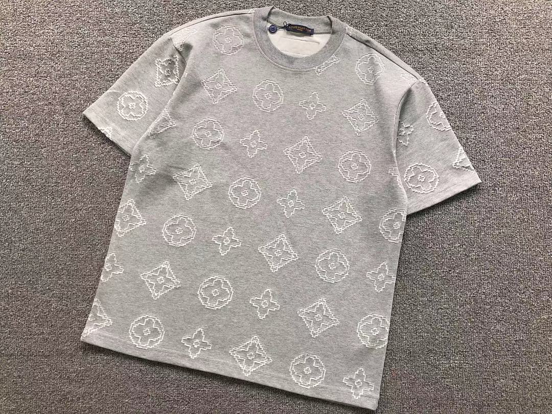 Louis Vuitton 138 L⭐ T-SHIRT 2204263405 (Im 170Cm 60Kg I Wear Size M In The Phot) - Image 8