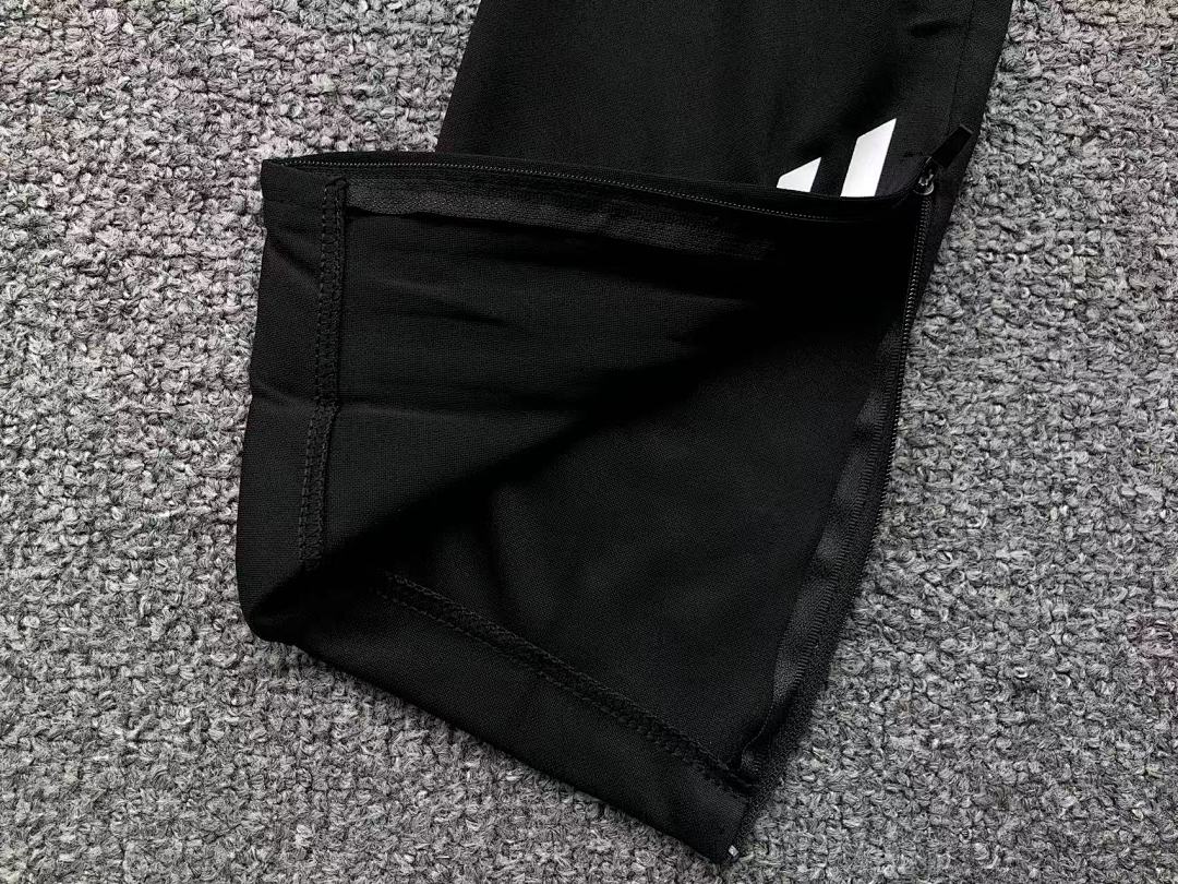 Chanel 135 FOOTBALL LONG SLEEVED TROUSERS - Image 33
