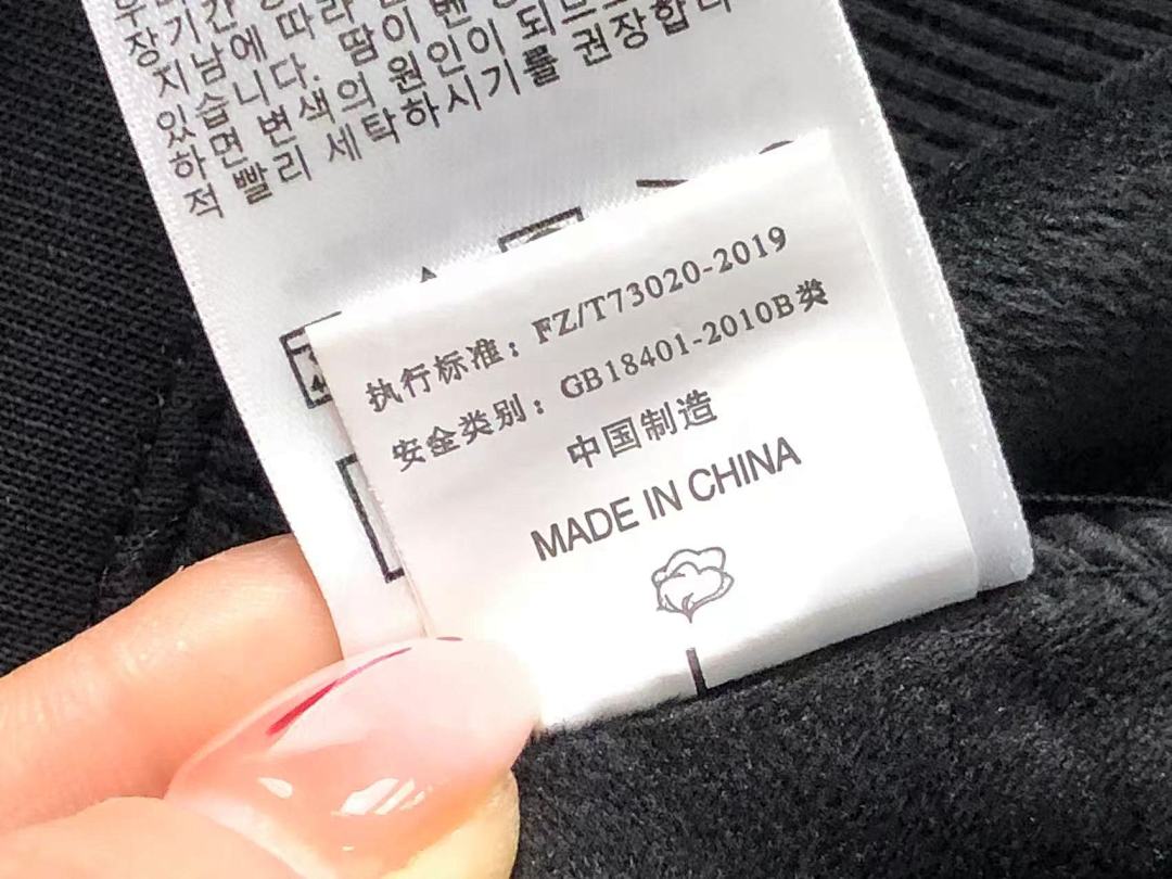 Unbranded 215 LULULEMON HOODIE 2112061101 (Im 170Cm 60Kg I Wear Size M In The Phot) - Image 23