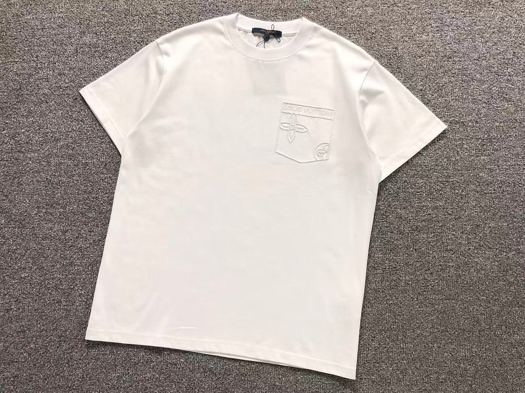 Louis Vuitton 125 L⭐ T-SHIRT 2208034015 (Im 170Cm 60Kg I Wear Size S In The Phot) - Image 7