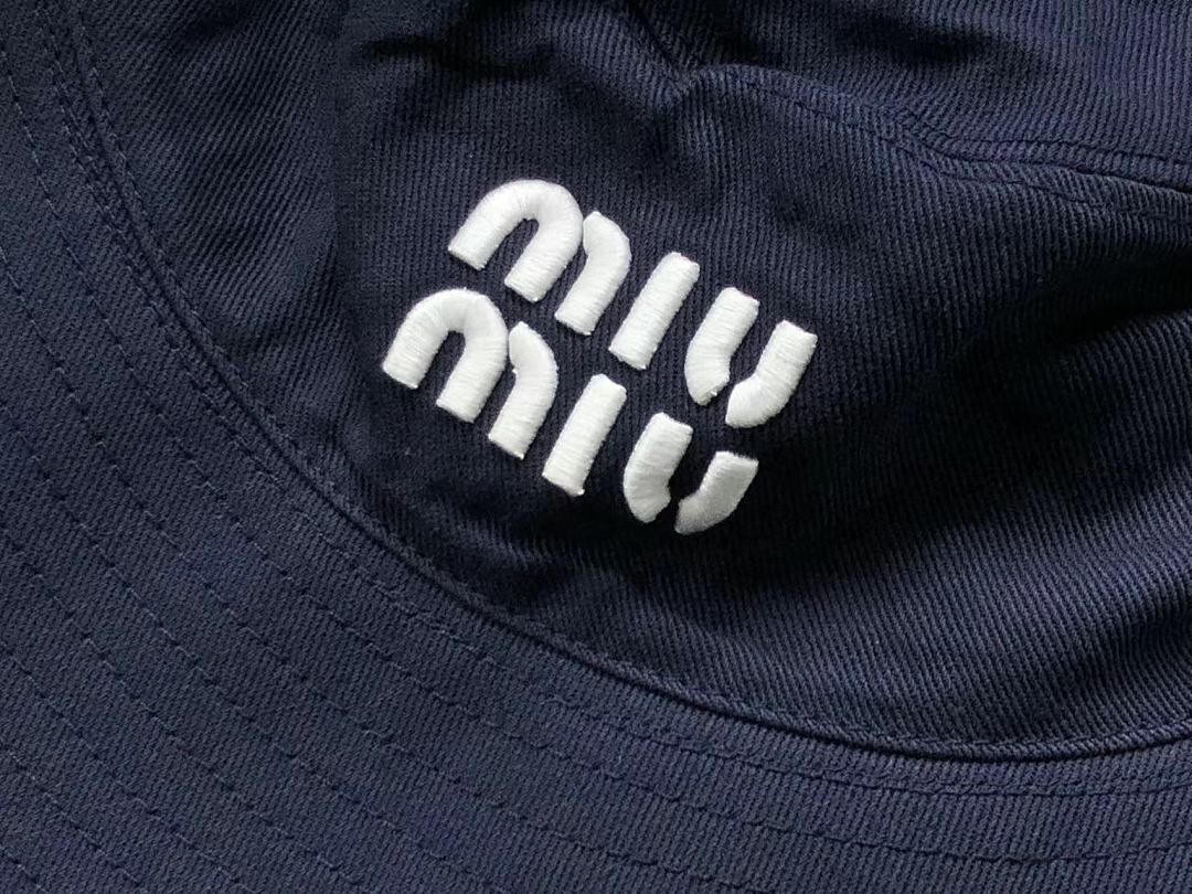 Miu Miu 78 M⭐U - Image 13